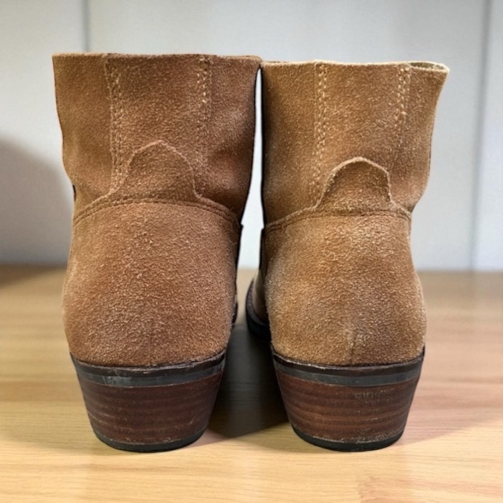 💥SALE💥DV by Dolce Vita Women's Leather Ankle Boot in Saddle Suede Size 8 - Picture 8 of 10